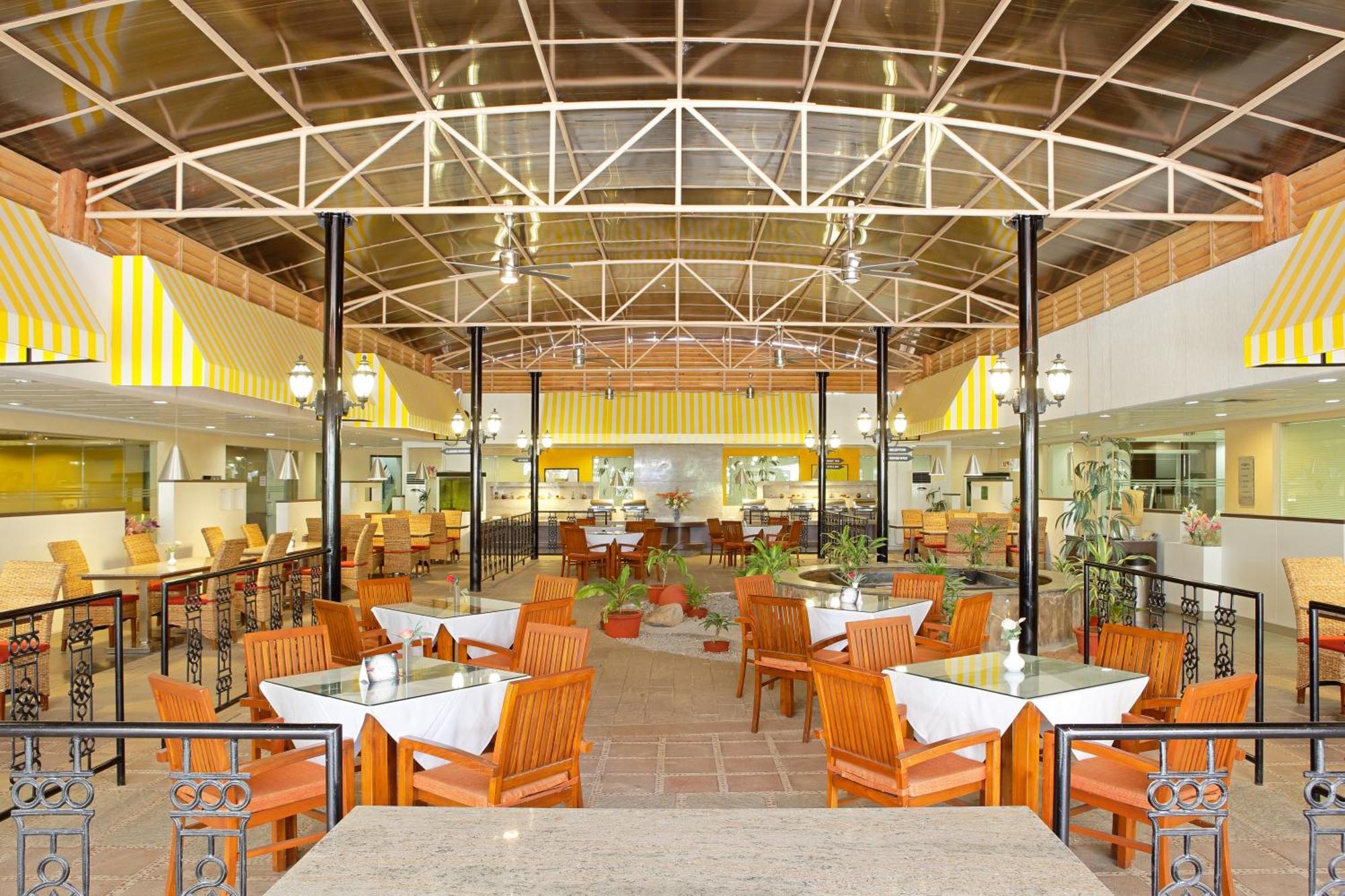 Hotel Evoma à Bangalore Extérieur photo