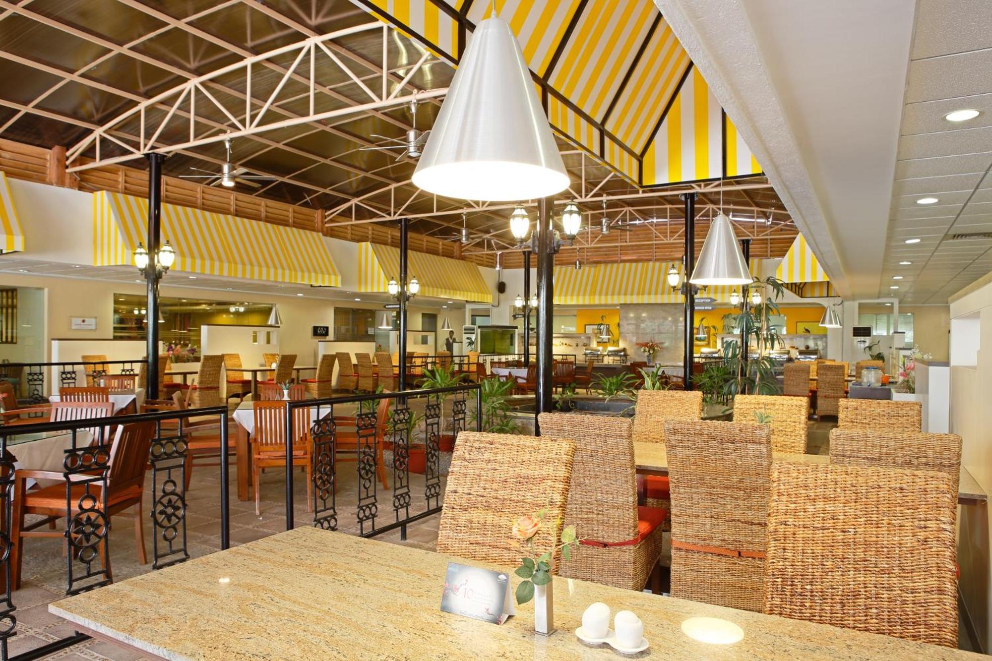 Hotel Evoma à Bangalore Extérieur photo