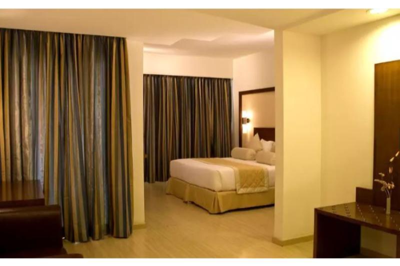 Hotel Evoma à Bangalore Extérieur photo