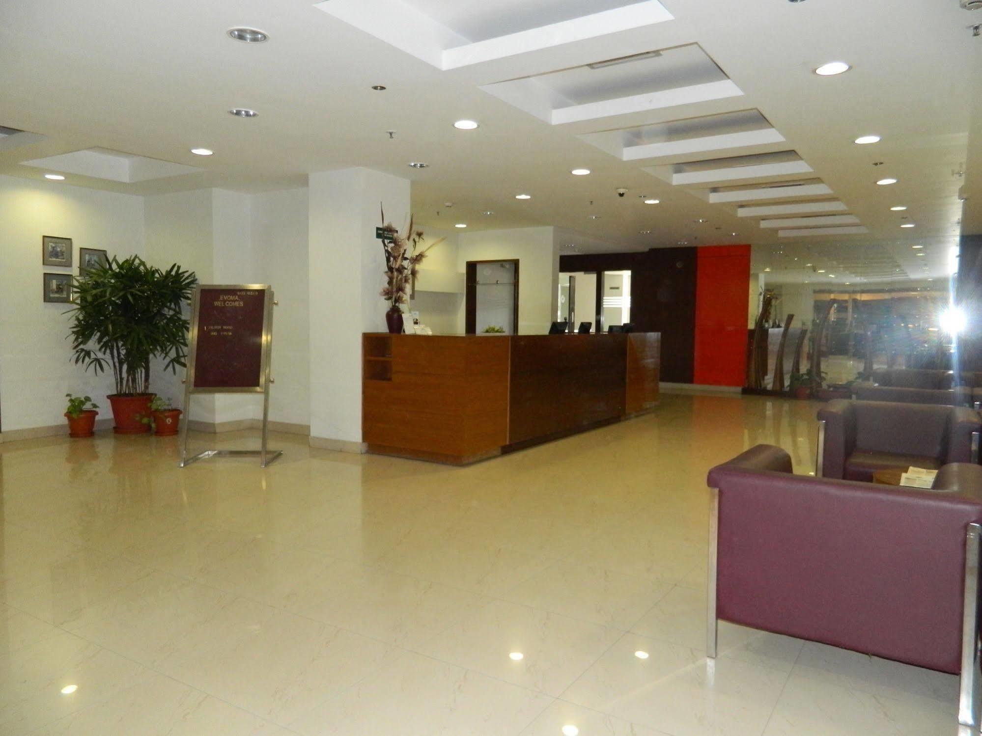 Hotel Evoma à Bangalore Extérieur photo