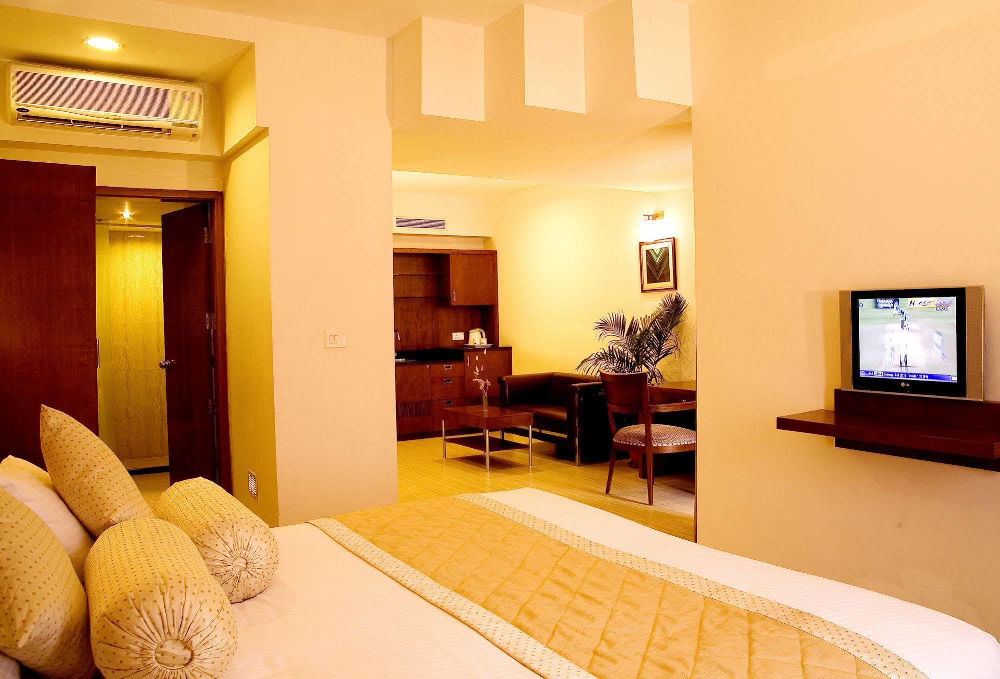 Hotel Evoma à Bangalore Extérieur photo